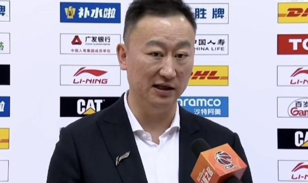 世界杯官方平台-刘维伟：新外援克劳福德还要适应球队，今晚罚球确实有失水准