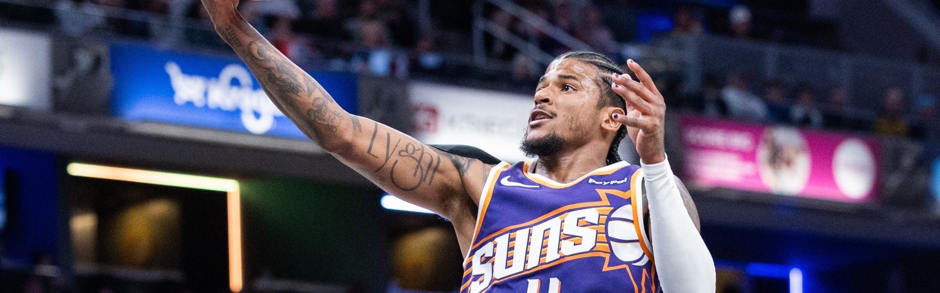 世界杯官网app下载-经典“风雪三月”！杰伦·格林最近5场合计144分 太阳4胜1负