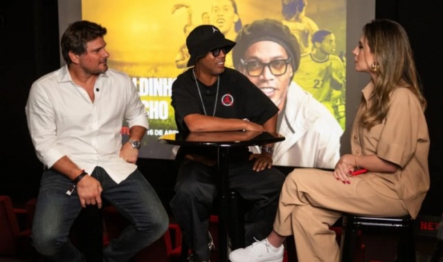 世界杯手机观看-小罗谈个人纪录片：从未想过会被拍成纪录片，我感到非常高兴