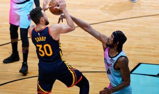 世界杯官方平台-库里忍痛出战难救勇士 胜率持续下滑季后赛真悬了